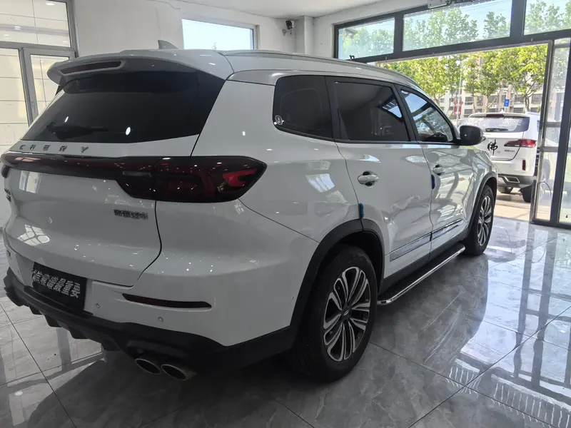 Chery Tiggo 8 — фото 4