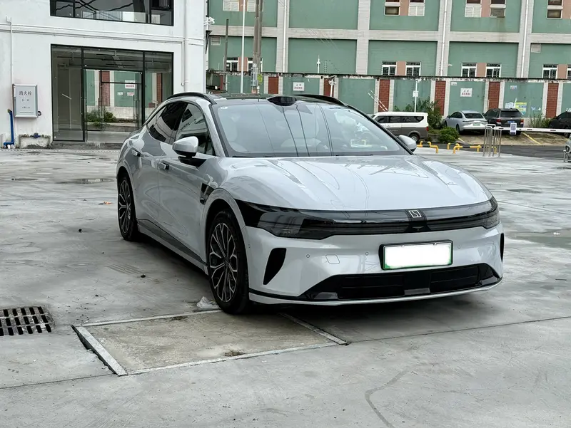 Zeekr 007 GT RWD 75k Wh — фото 3