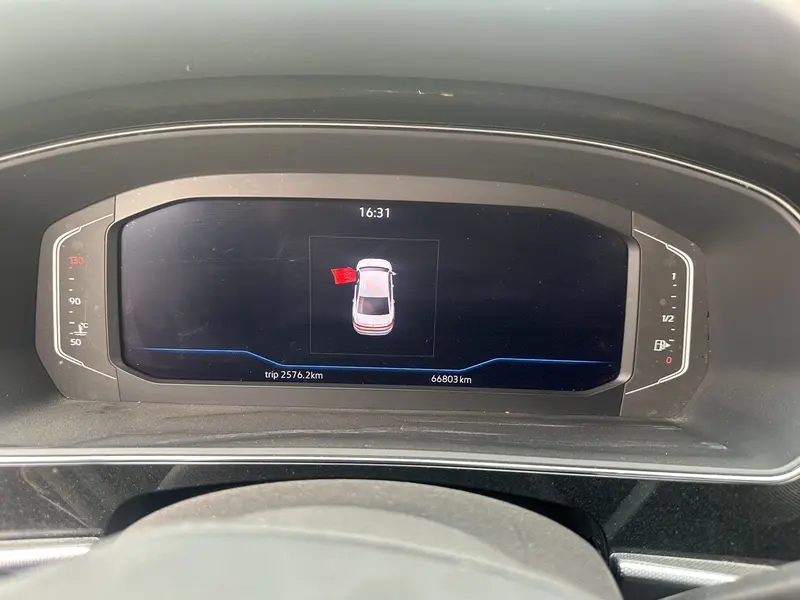 Volkswagen Passat — фото 10