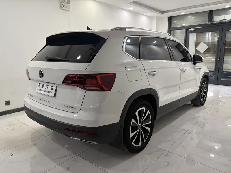 Volkswagen Tharu — фото 6