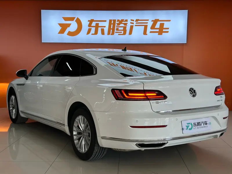 Volkswagen CC — фото 4