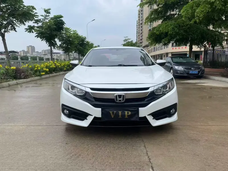 Honda Civic 180TURBO CVT комфорт — фото 2