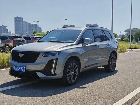 Cadillac XT6