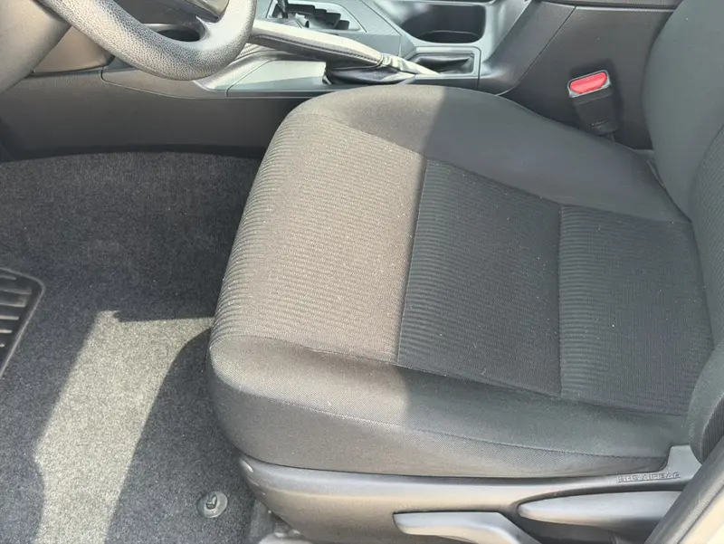 Toyota RAV4 — фото 10