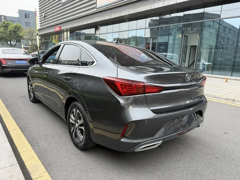 Changan Eado — фото 4