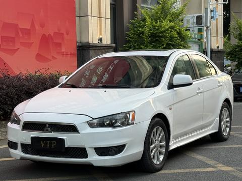Mitsubishi Lancer EX
