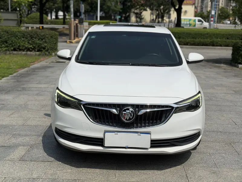 Buick Excelle — фото 2