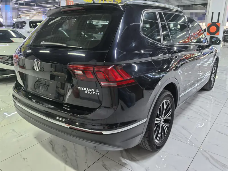 Volkswagen Tiguan L — фото 5