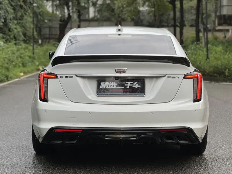 Cadillac CT5 — фото 5