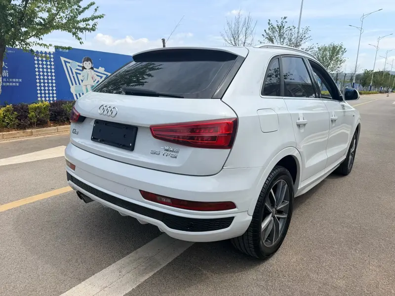 Audi Q3 — фото 6