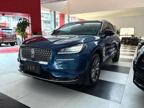 Lincoln Corsair