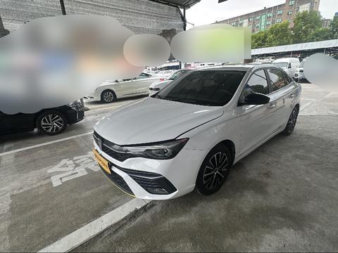 Roewe i5