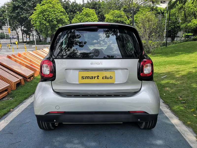 Smart fortwo 1.0 L 52 V — фото 5