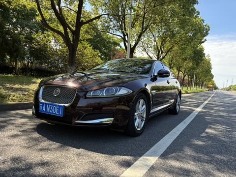 Jaguar XF 2015 XF 2.0T