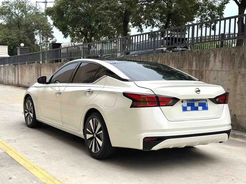 Nissan Teana 2.0 L XL Upper AD 1 — фото 4