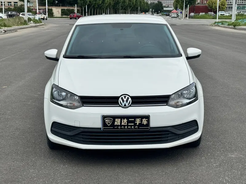 Volkswagen Polo — фото 2