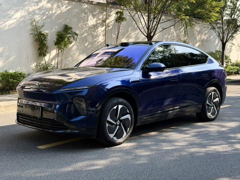 Nio EC7