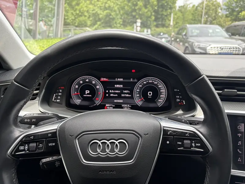 Audi A6L — фото 7