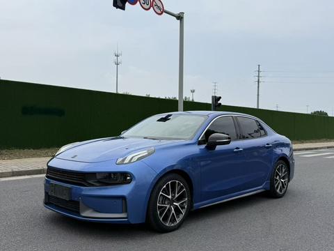 Lynk & Co 03 2019 1.5TD DCT Pro версия