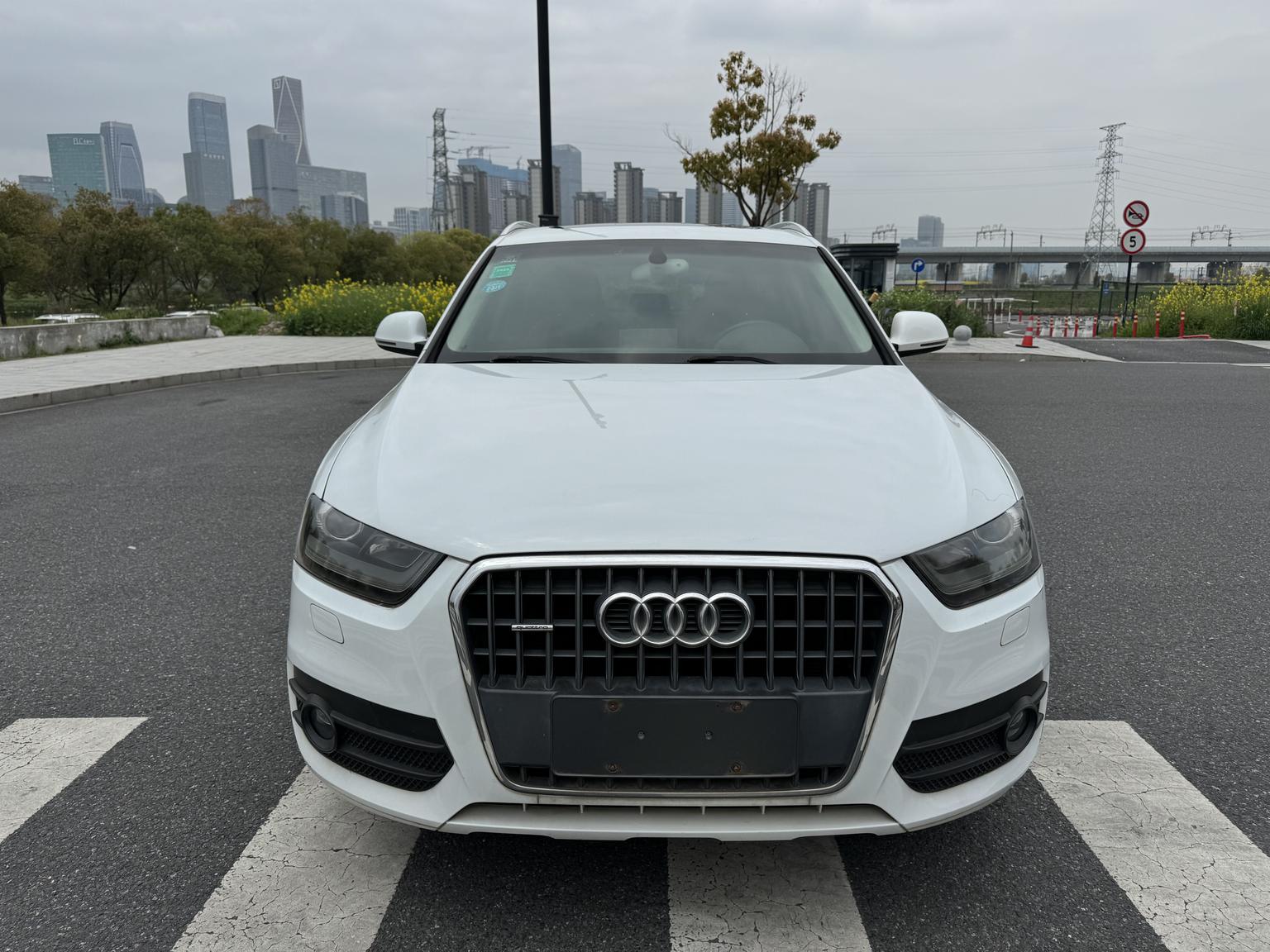 Audi Q3 — фотографии объявления, Фото 3