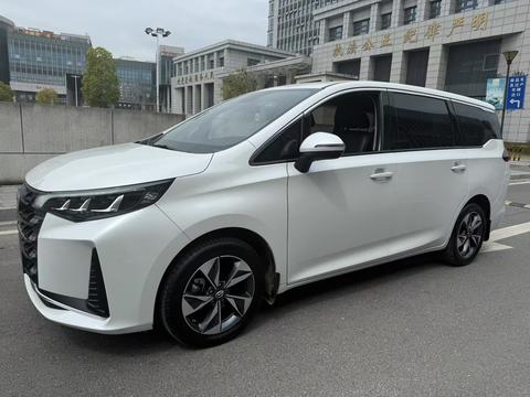 GAC Trumpchi M6