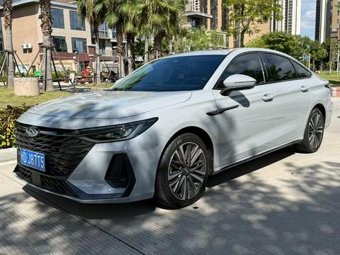 Chery Arrizo 8
