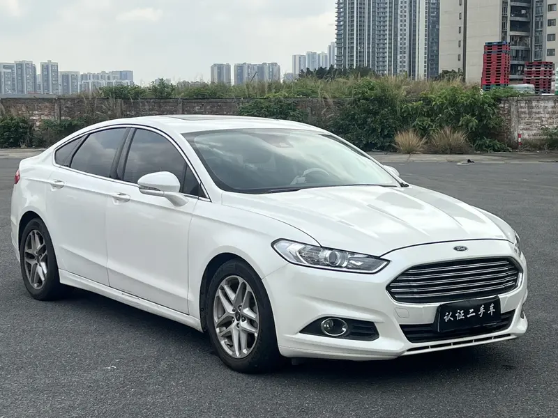Ford Mondeo — фото 3