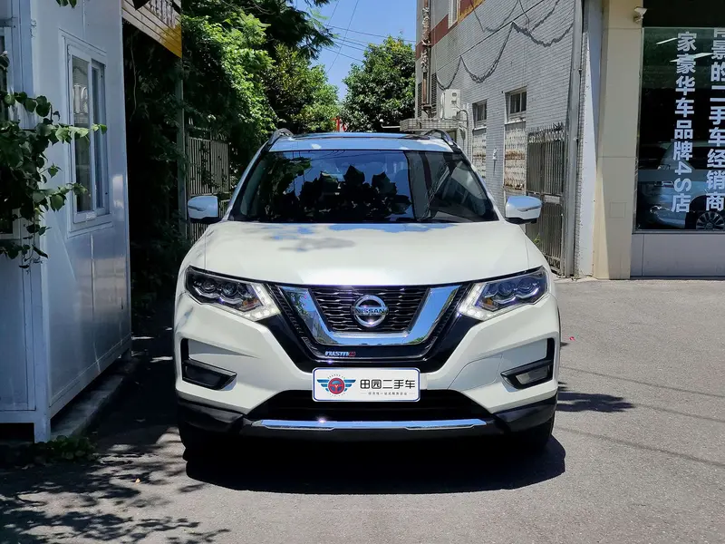 Nissan X-Trail — фото 2