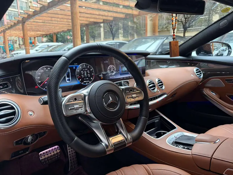 Mercedes-Benz S-Class AMG S 63 L 4MATIC+ — фото 5