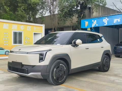Dongfeng Nano 06