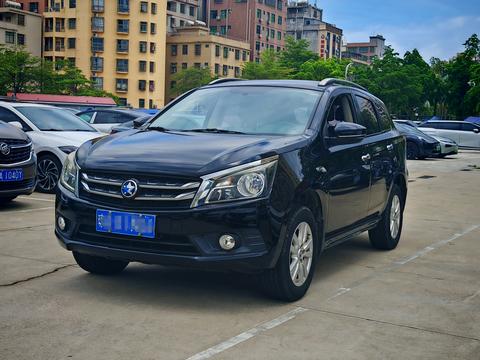 Venucia T70