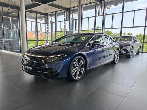 Mercedes-Benz EQS
