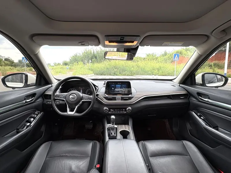 Nissan Teana 2.0L XL комфорт — фото 7