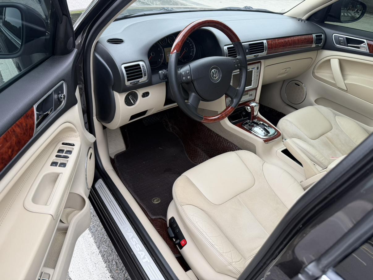 Volkswagen Passat 2009 1.8T AT