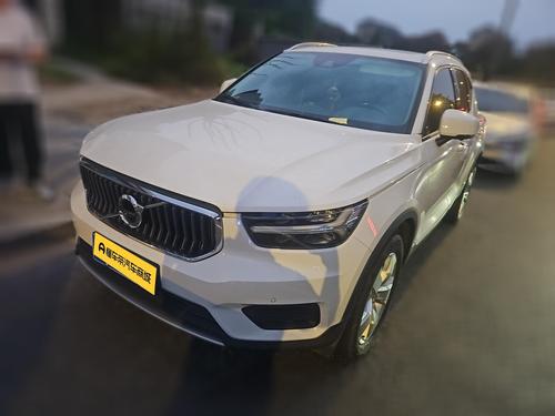 Volvo XC40 2021 T4 Fashion