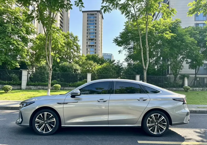 Chery Arrizo 8 1.6TGDI DCT — фото 4