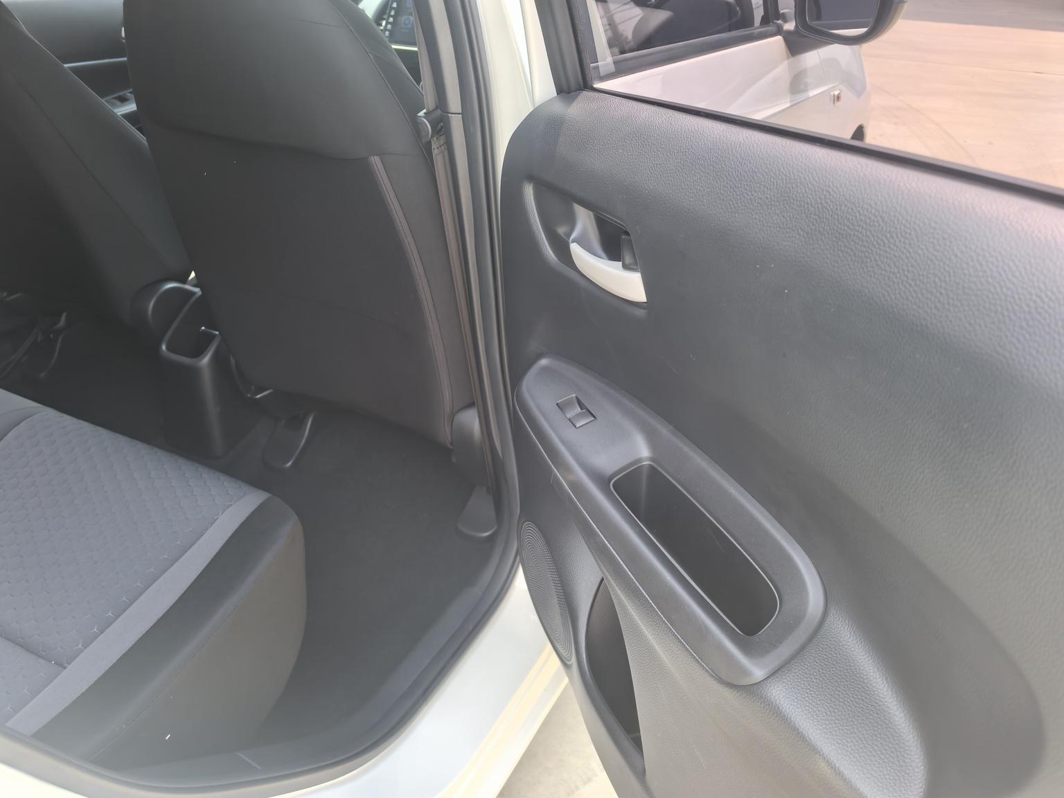 Honda Fit: фотография 11 из 21