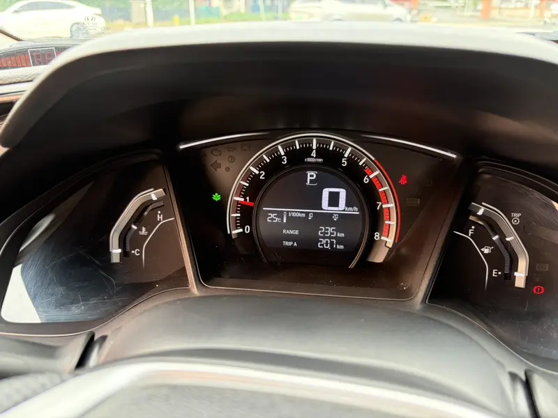Honda Civic — фото 13