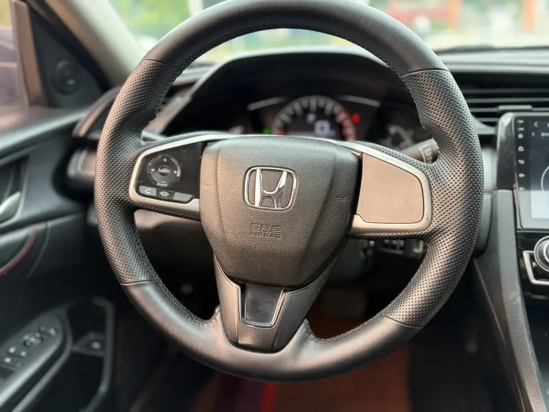 Honda Civic — фото 14