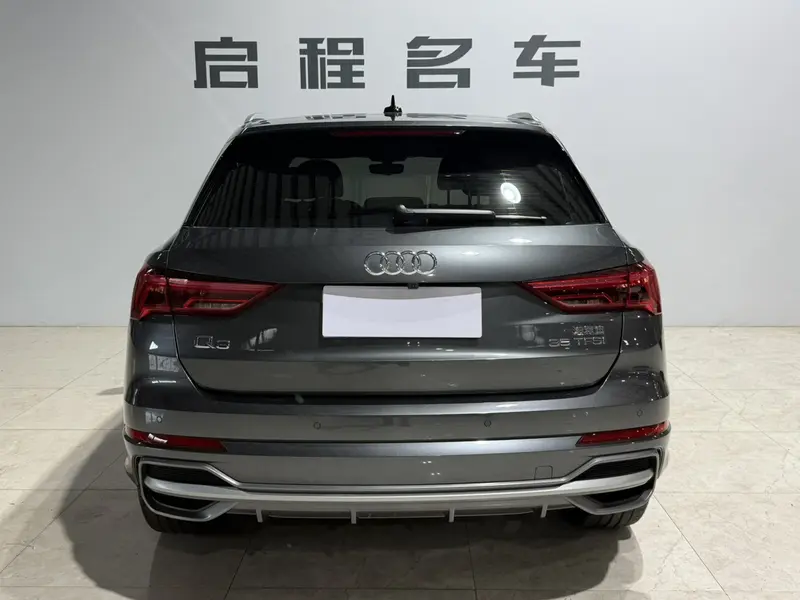 Audi Q3 — фото 5