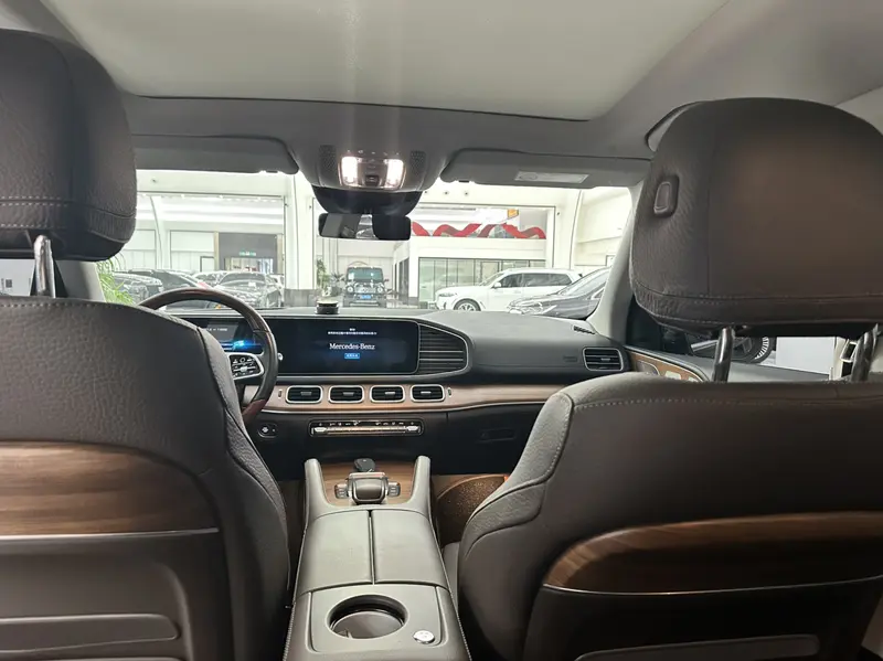 Mercedes-Benz GLS — фото 14