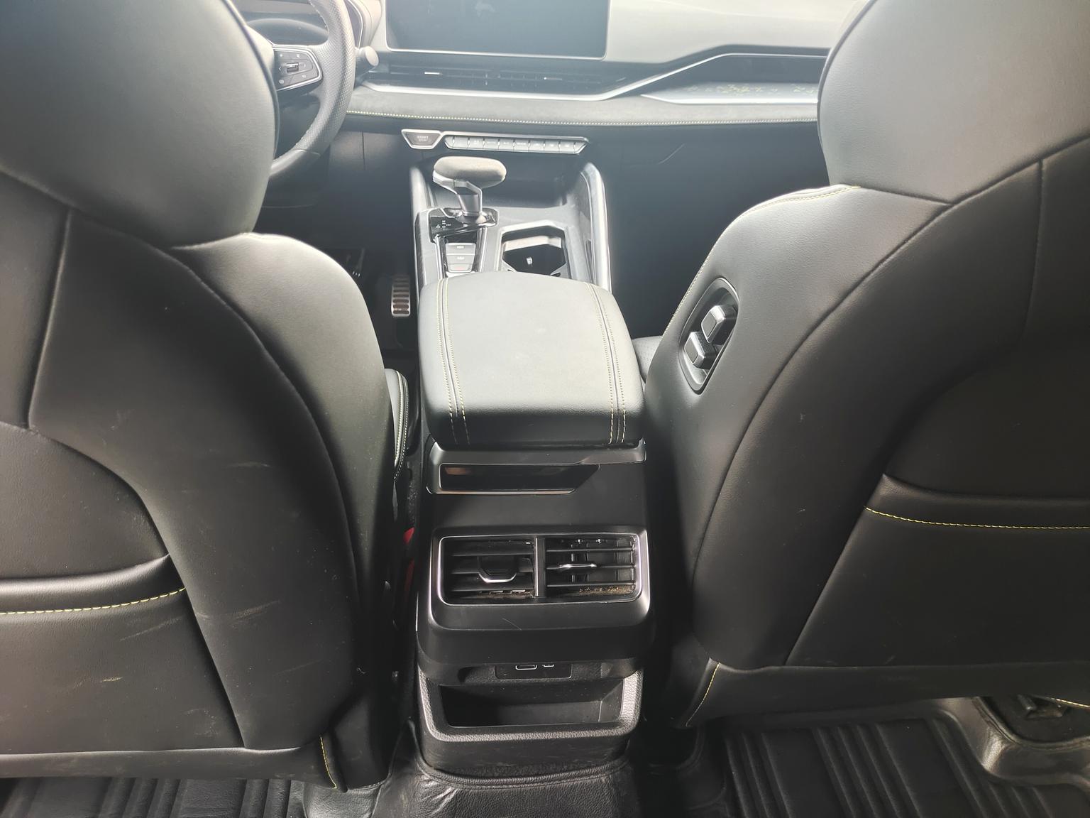 Geely Xingrui: фотография 10 из 14