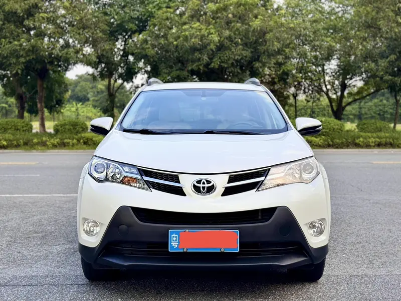 Toyota RAV 4 2.0 L CVT 2 WD — фото 2