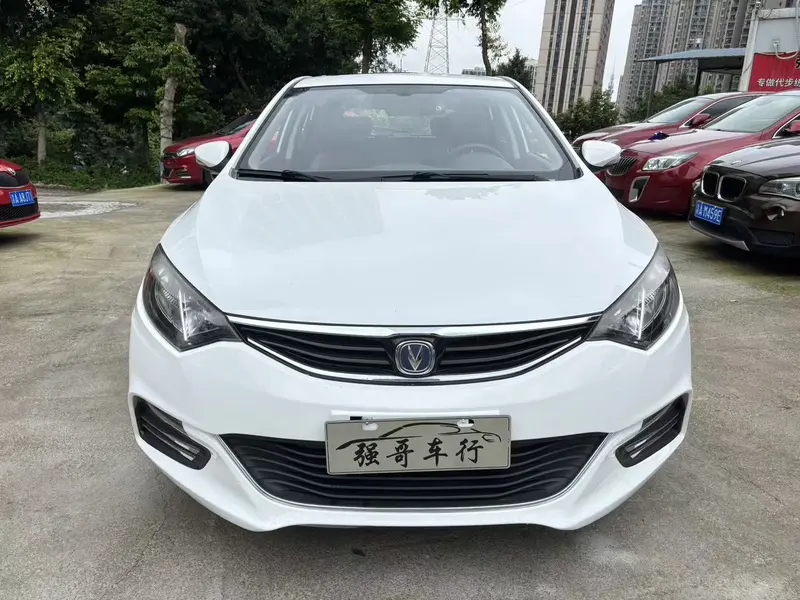 Changan Eado XT — фото 2