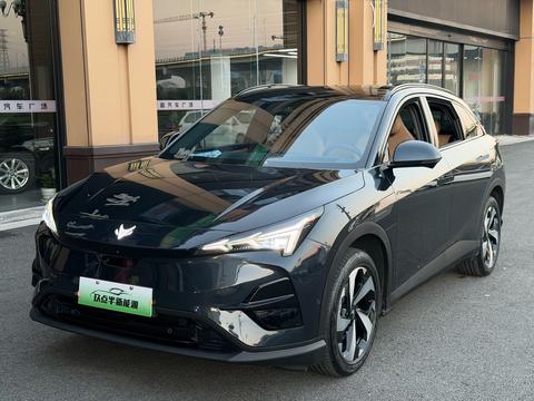 ARCFOX Alpha T5