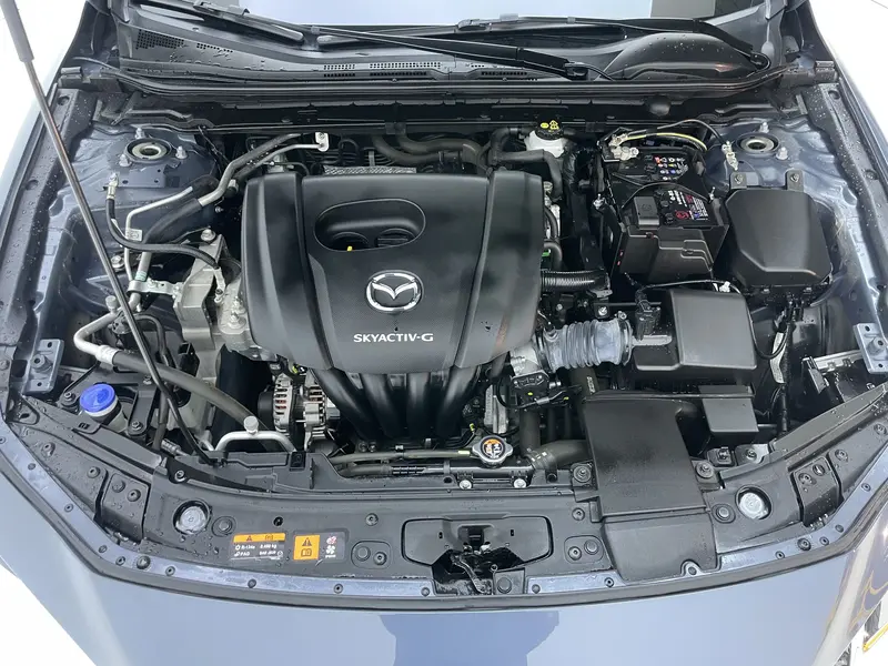 Mazda 3 Axela — фото 10