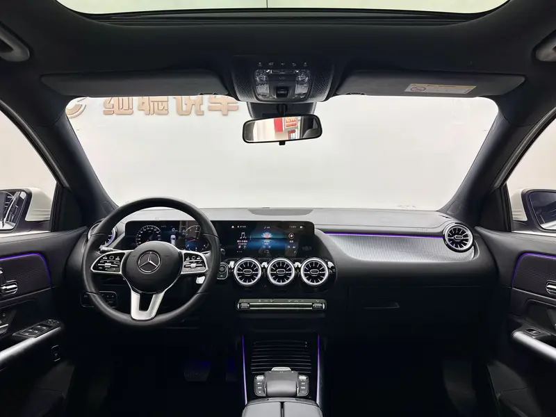 Mercedes-Benz GLA — фото 9