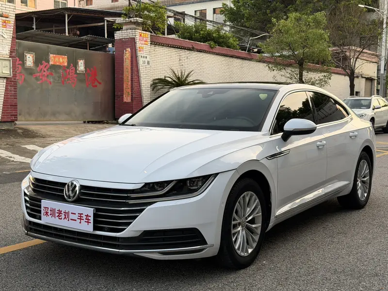 Volkswagen CC — фото 1