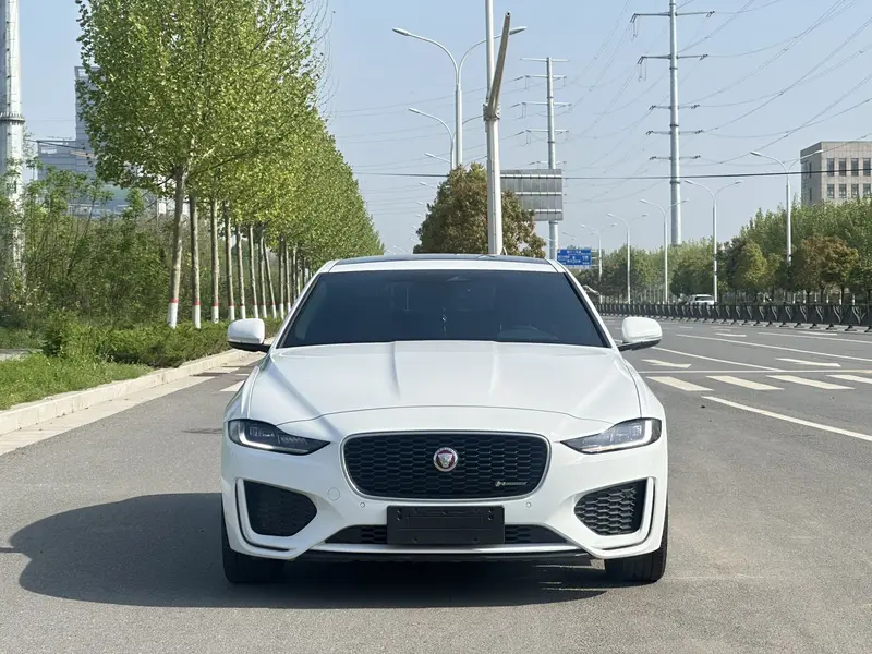 Jaguar XEL — фото 2