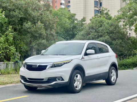 Qoros 5